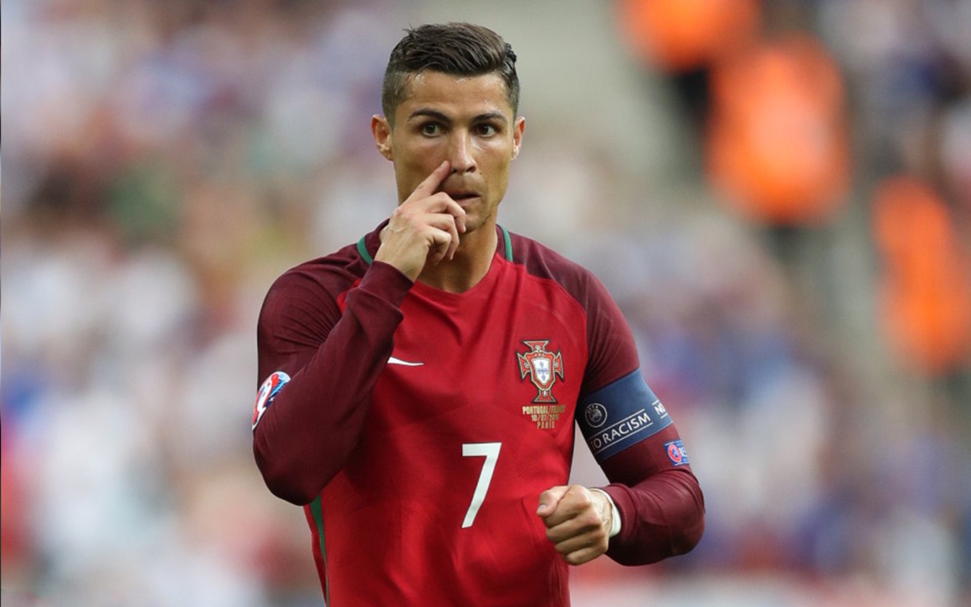 国内外专家评出年度最佳足球新人，足坛最佳新人